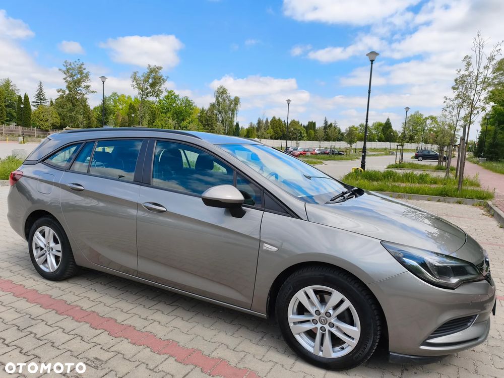 Opel Astra 1.6 CDTI Dynamic - 6