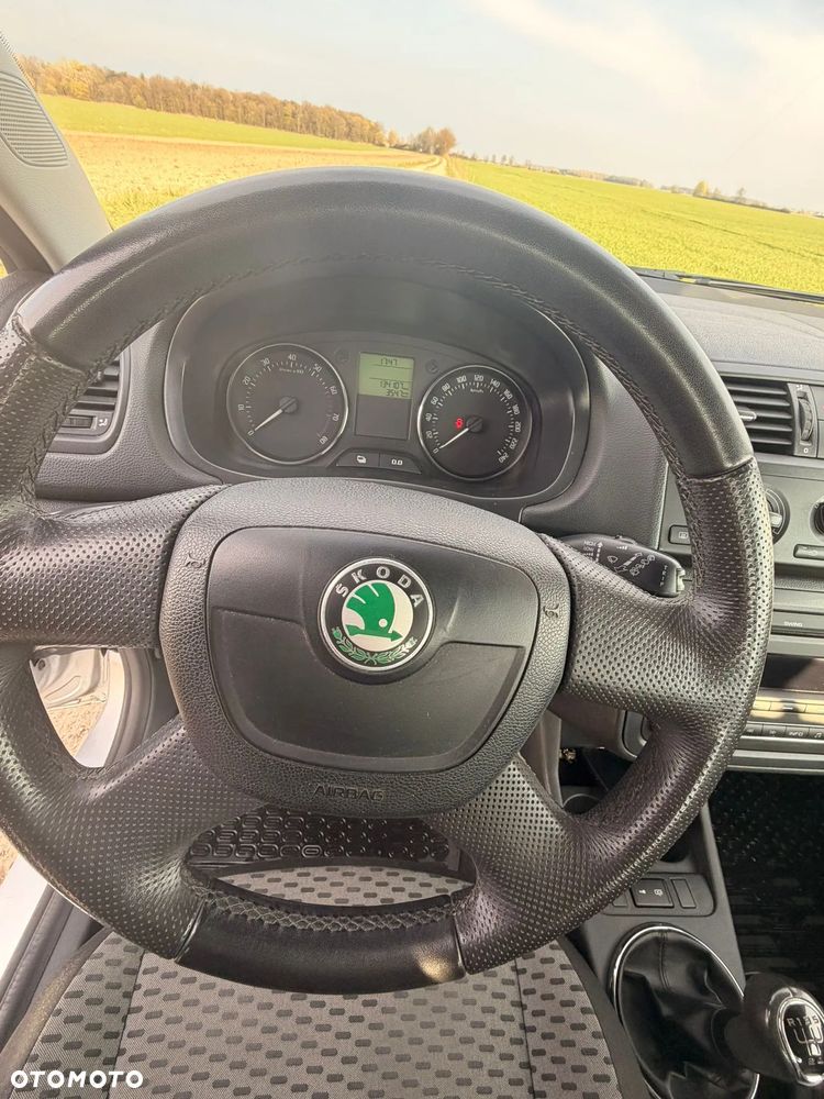 Skoda Fabia 1.4 16V Elegance - 13