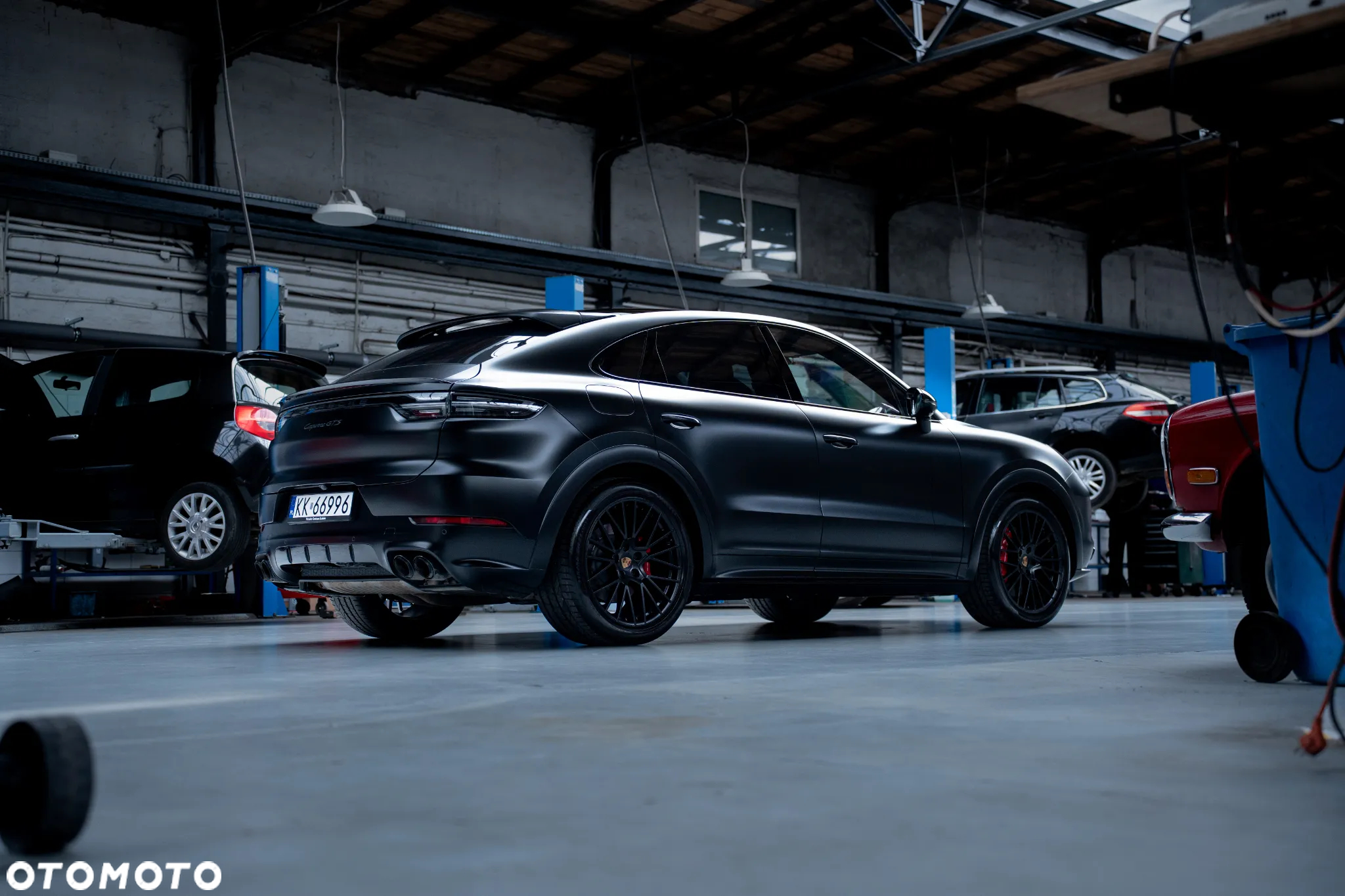 Porsche Cayenne Coupe GTS - 7
