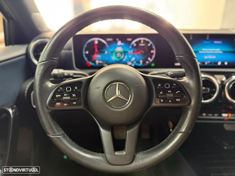 Mercedes-Benz A 180 d AMG Line Aut. - 17