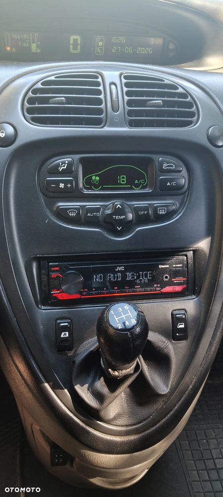 Citroën Xsara Picasso 2.0 HDI SX - 18