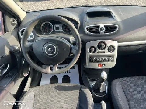 Renault Clio 1.2 16V Dynamique - 8