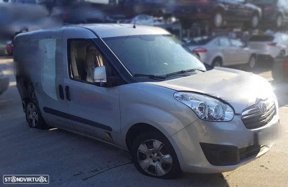 Frente Completa - Opel Combo 1.3CDTi 90cv - 2016 - 1