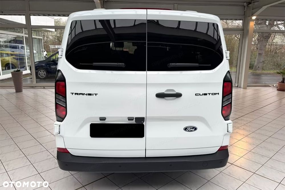 Ford Transit Custom - 7