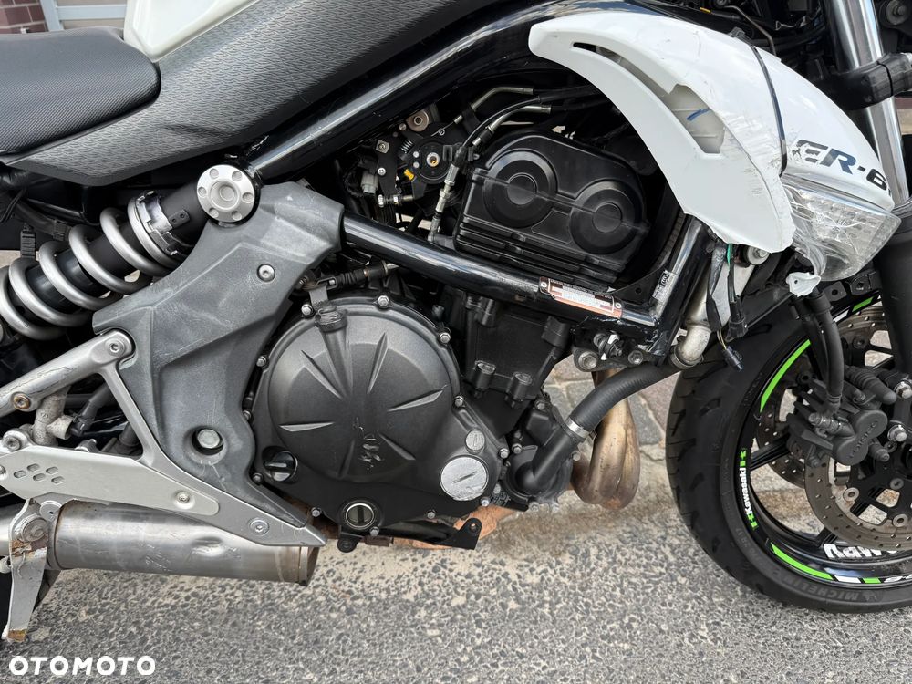Kawasaki ER - 22