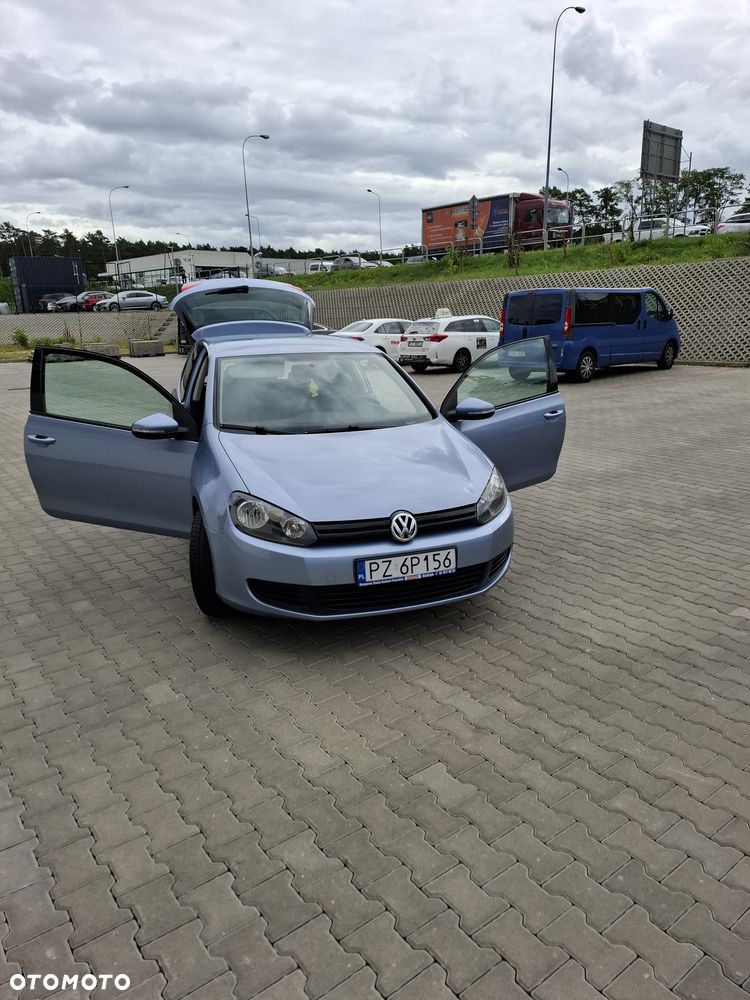 Volkswagen Golf - 14