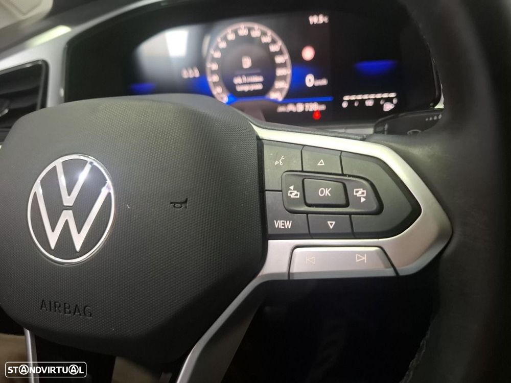 VW T-Roc 1.0 TSI Urban - 23
