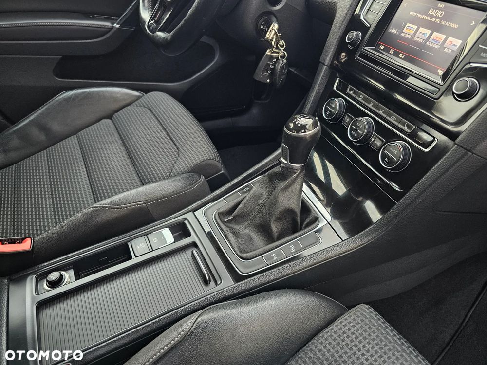 Volkswagen Golf VII Diesel 5-Türer Highline - 13