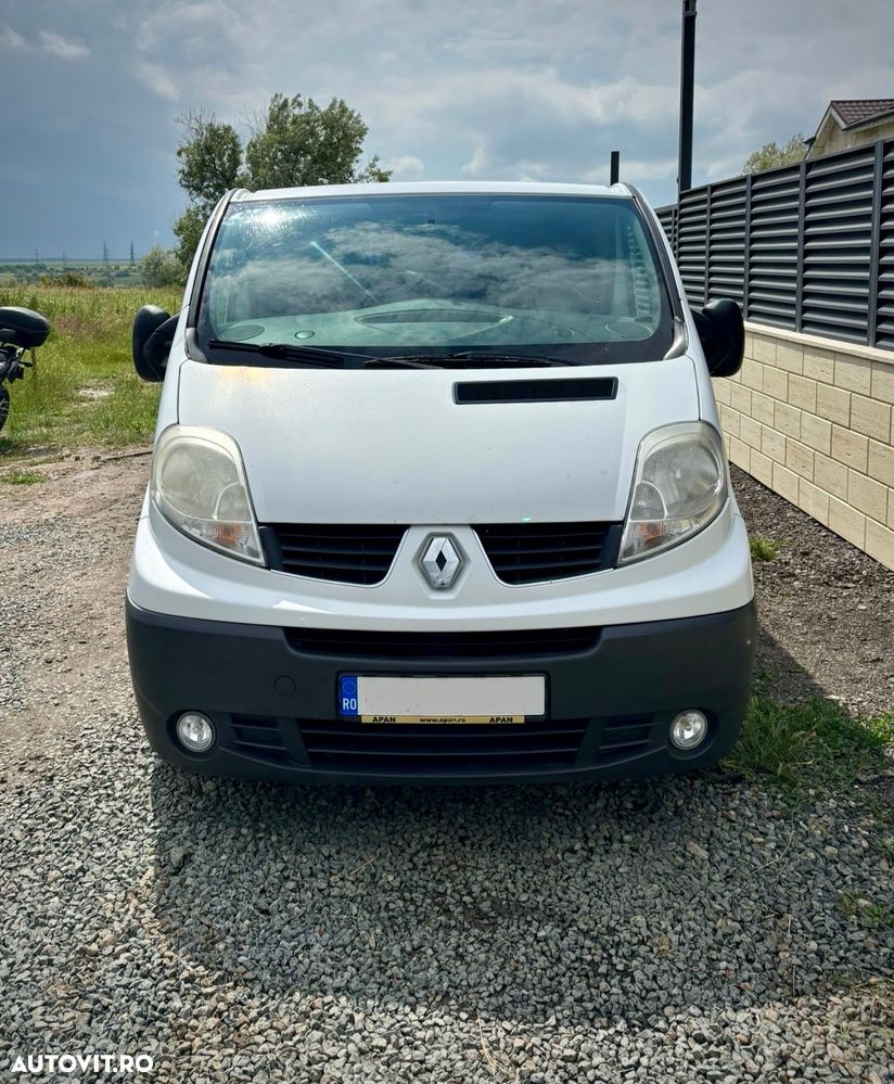 Renault Trafic Grand Passenger L2H1 Authentique - 4