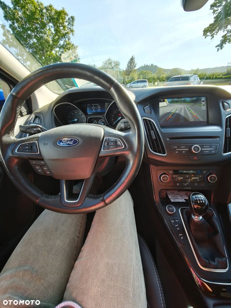 Ford Focus 1.0 EcoBoost Titanium - 15