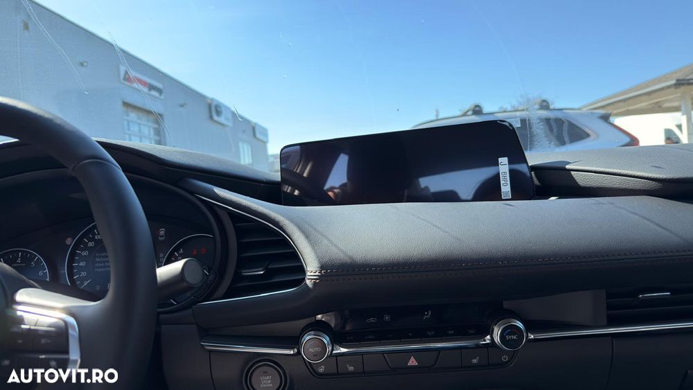 Mazda 3 e-Skyactiv X186 AT MHEV Center-Line - 13