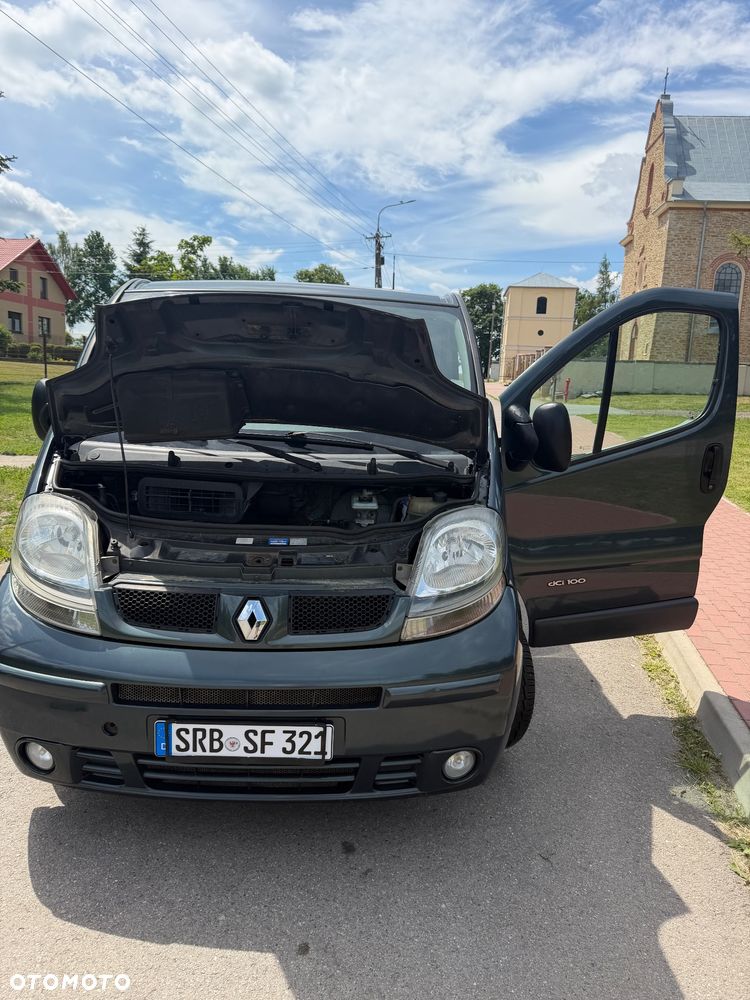 Renault Trafic Passenger - 38
