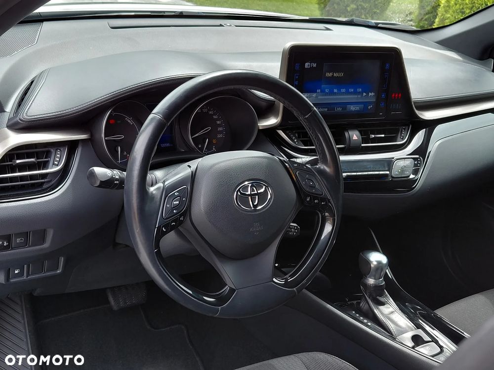 Toyota C-HR Business-Edition - 22