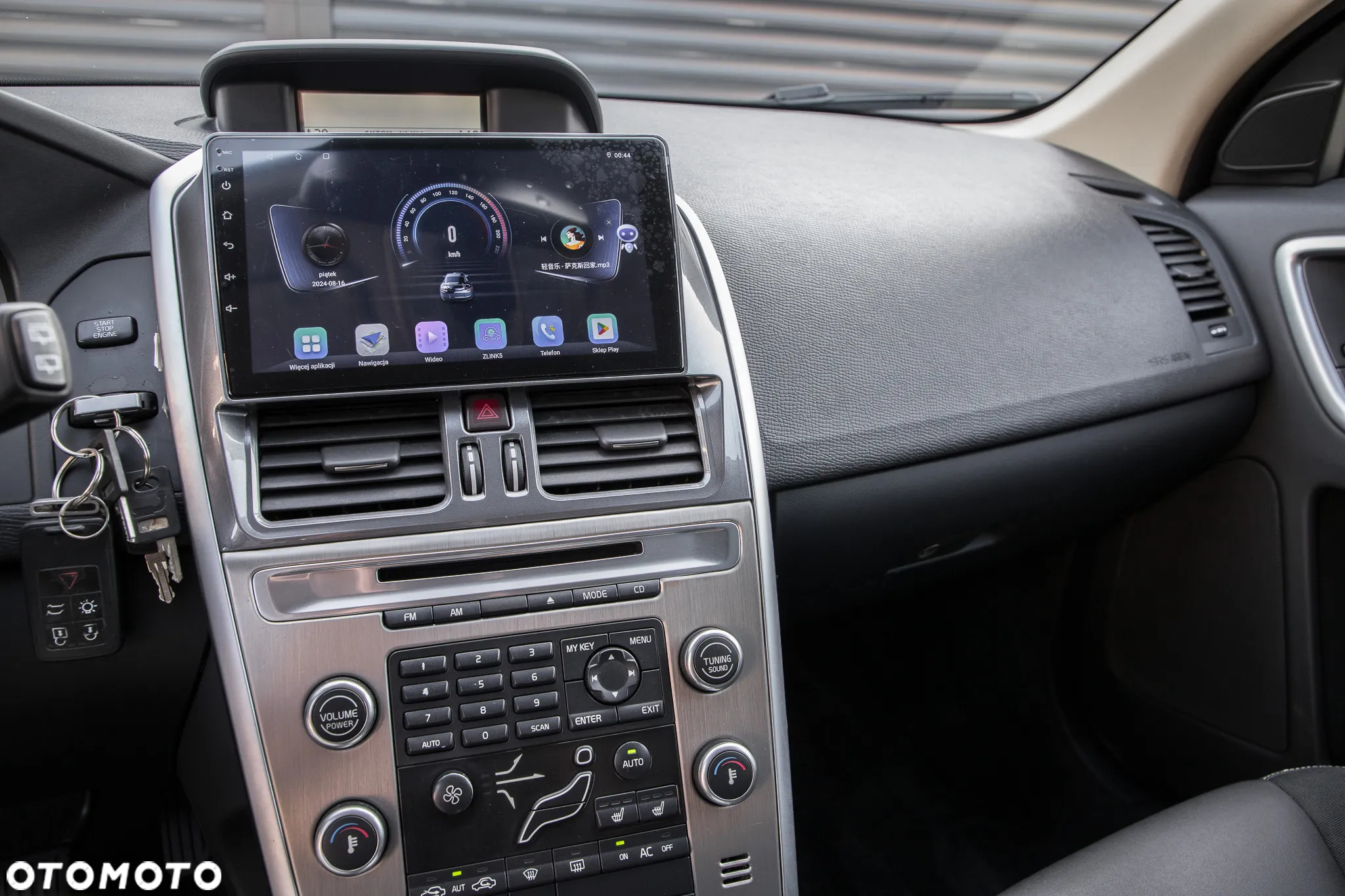 Volvo XC 60 - 24