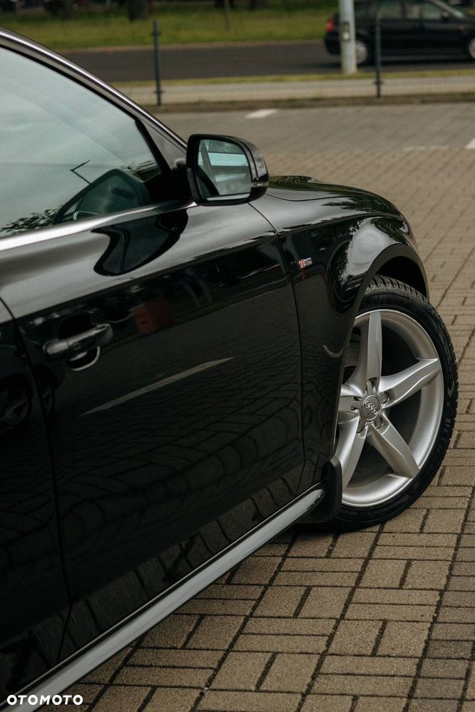 Audi A4 Avant 2.0 TDI Quattro S tronic - 21