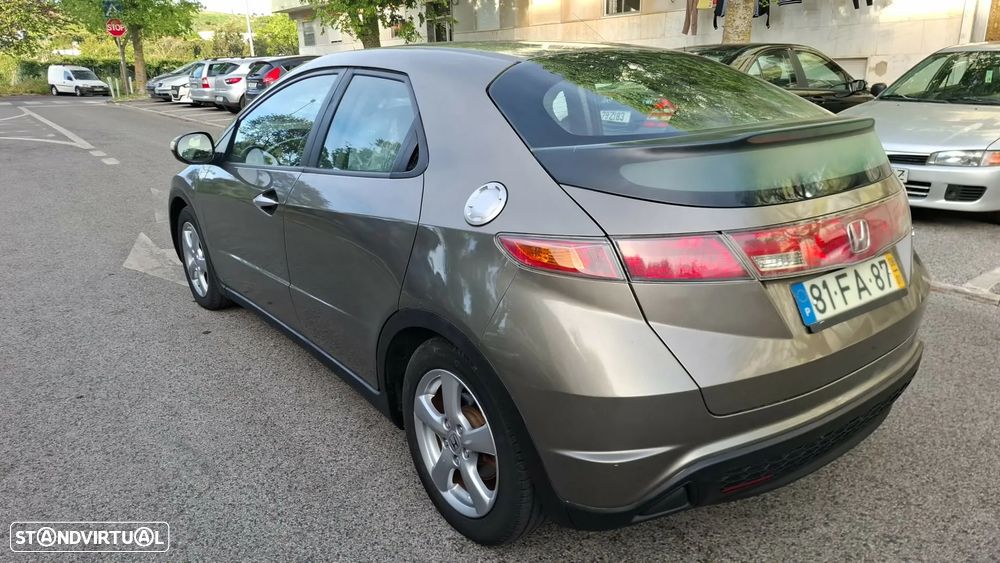 Honda Civic 1.4 Comfort - 4