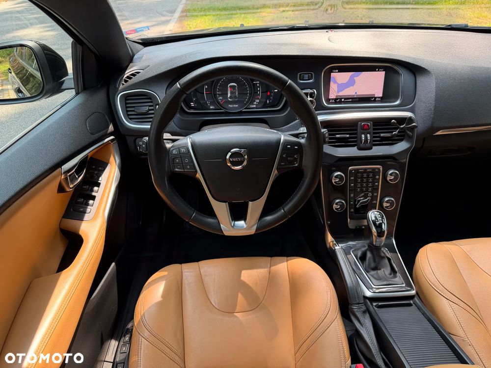 Volvo V40 D3 Drive-E Inscription - 14