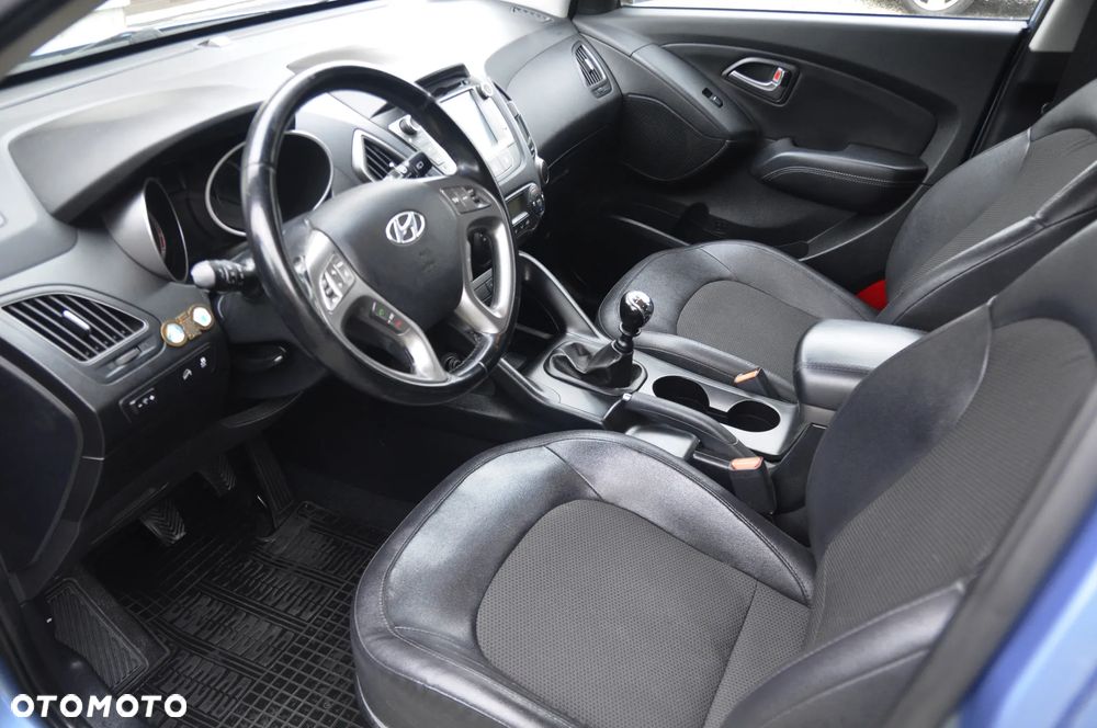 Hyundai ix35 1.7 CRDi 2WD Fifa World Cup Edition - 5