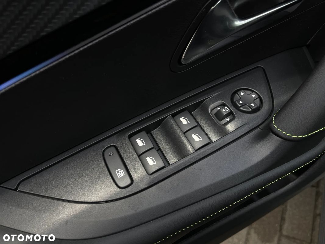 Peugeot 2008 PureTech mHEV GT e-DCS6 - 10