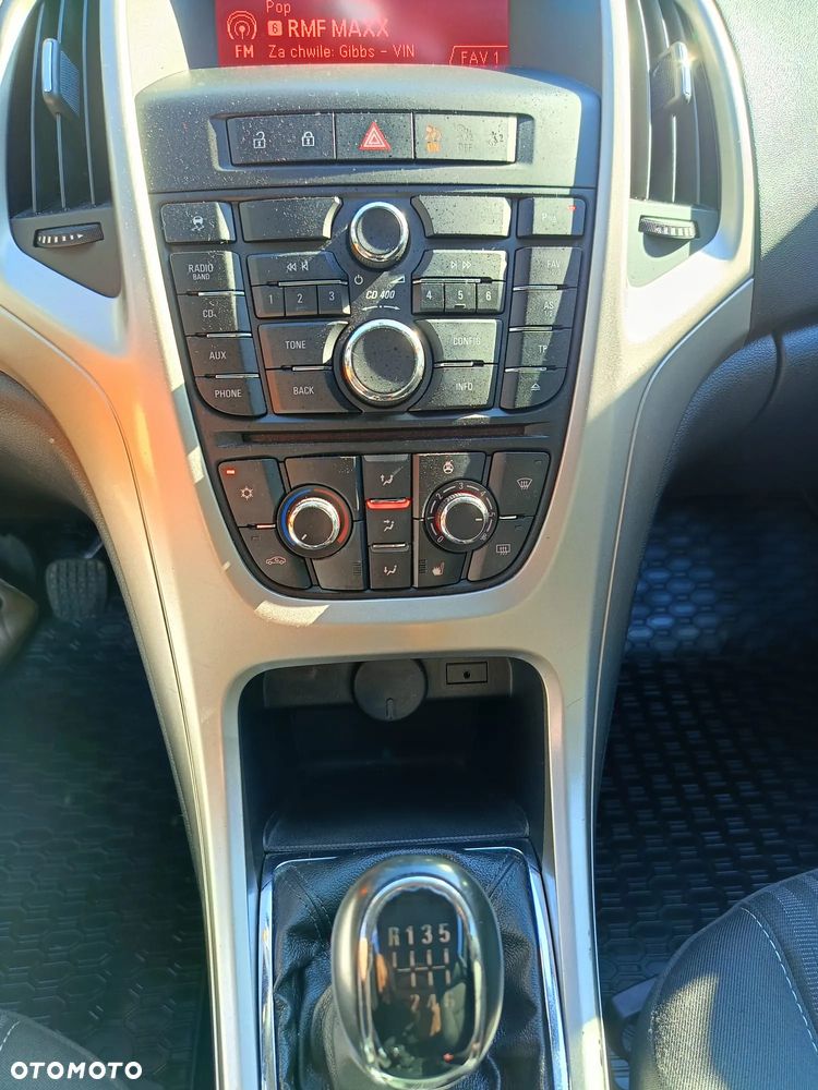 Opel Astra 1.4 T Cosmo - 10