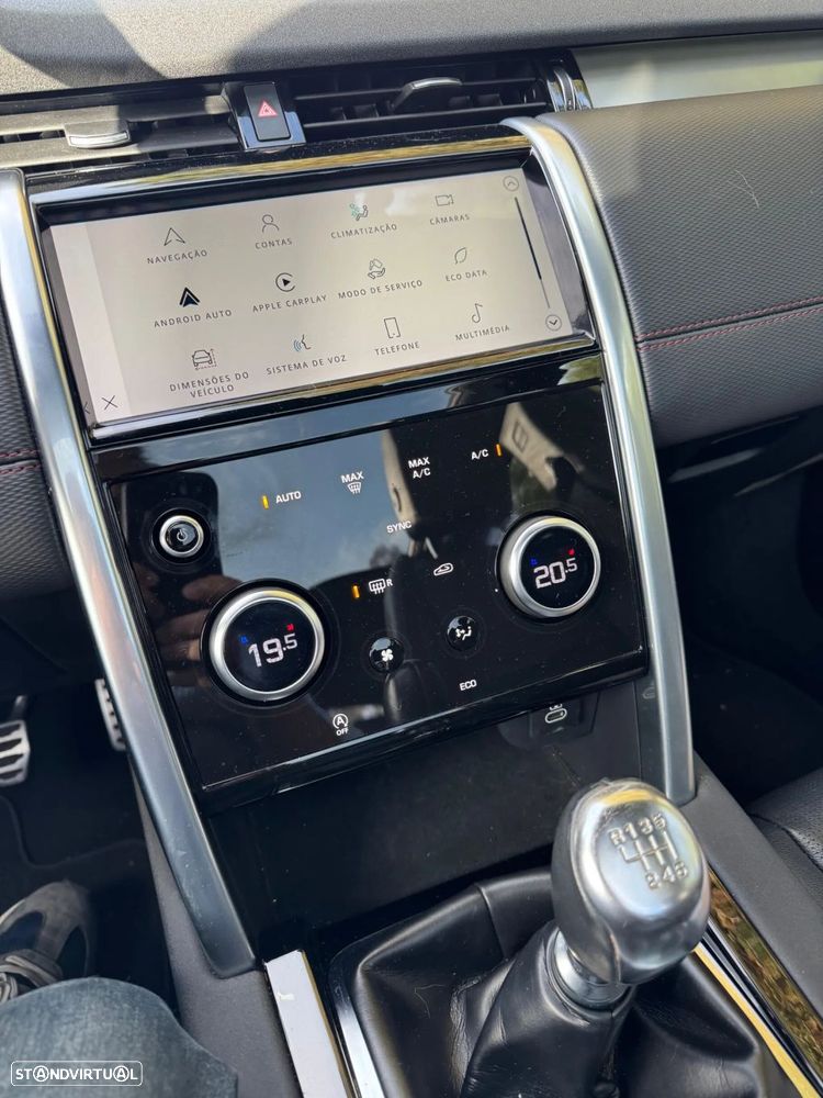 Land Rover Discovery Sport - 32