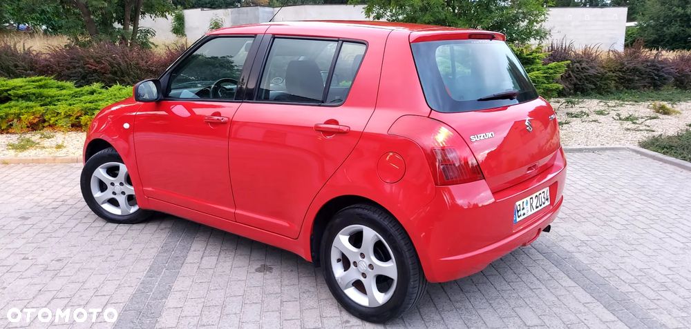 Suzuki Swift 1.3 Limited 25 - 13