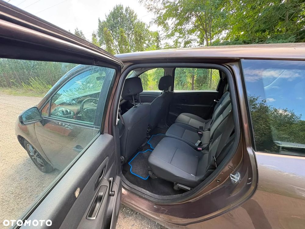 Renault Scenic 1.5 dCi Tech Run - 12
