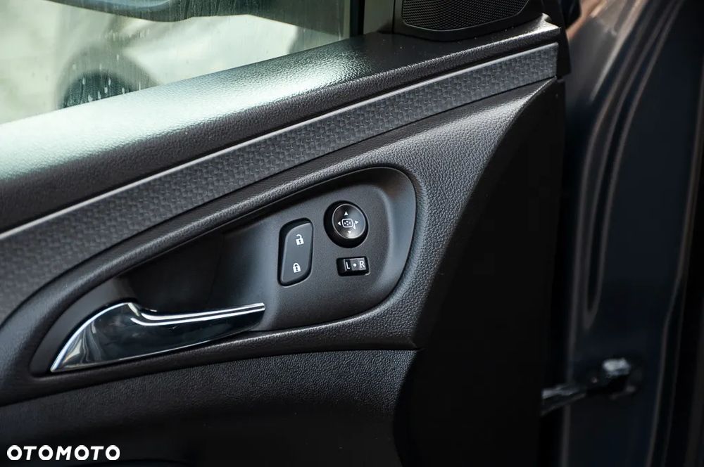 Opel Insignia 2.0 CDTI automatik Sport - 35