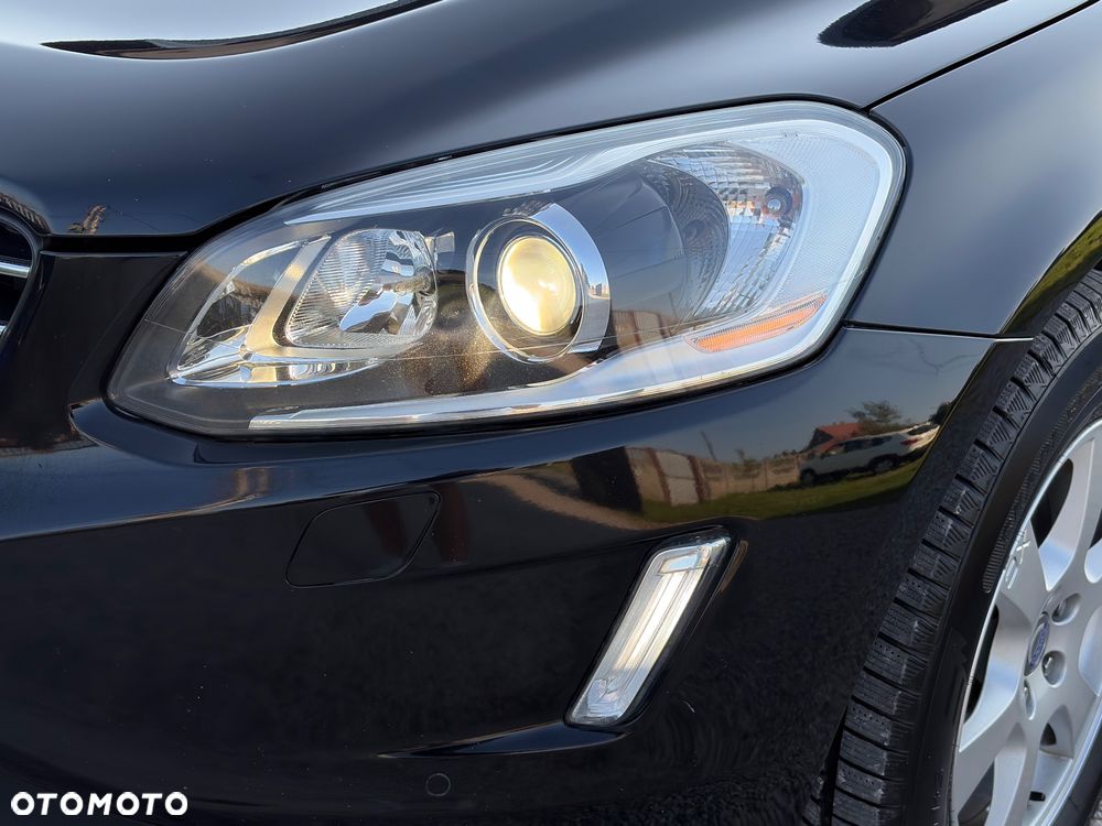 Volvo XC 60 D3 R-Design Momentum - 14
