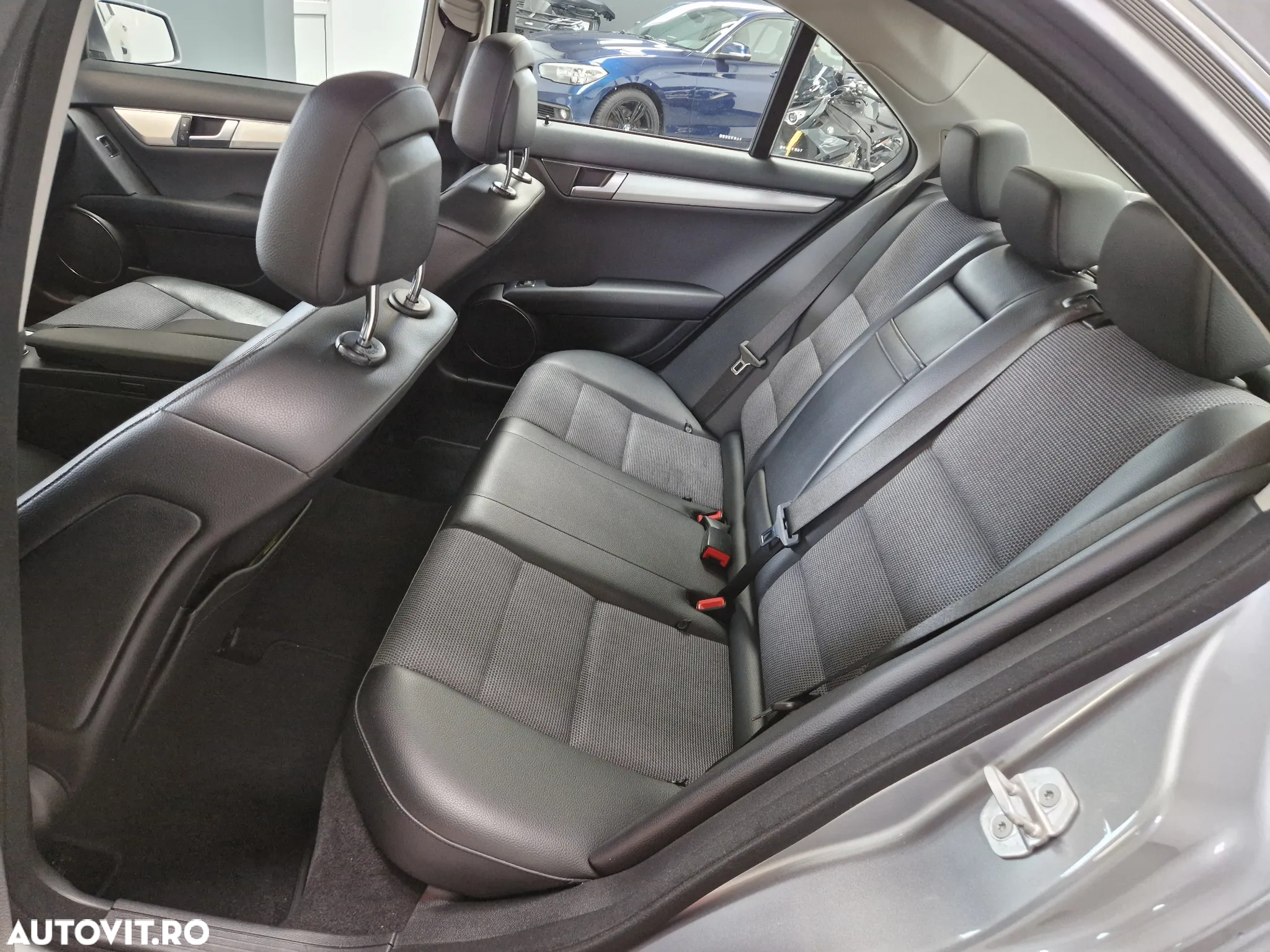 Mercedes-Benz C 180 CDI DPF (BlueEFFICIENCY) Avantgarde - 16