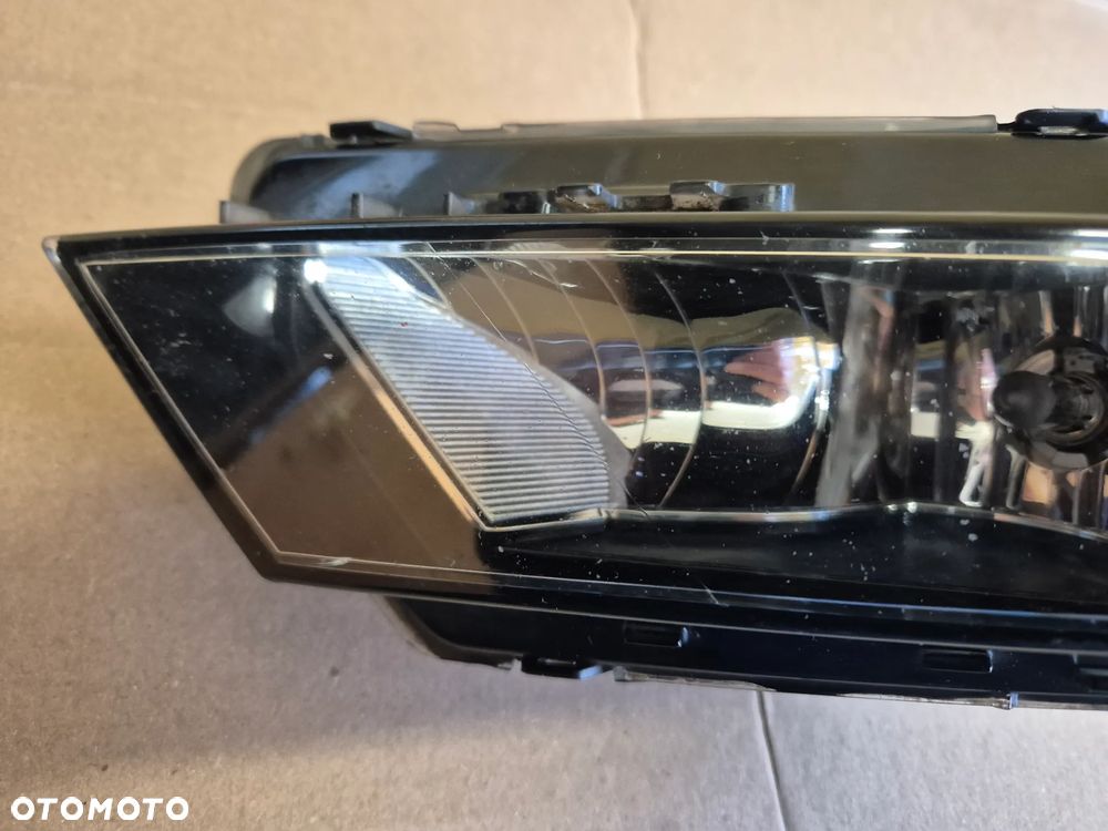 Seat Ibiza IV Leon III Toledo IV halogen lewy.OE. - 3