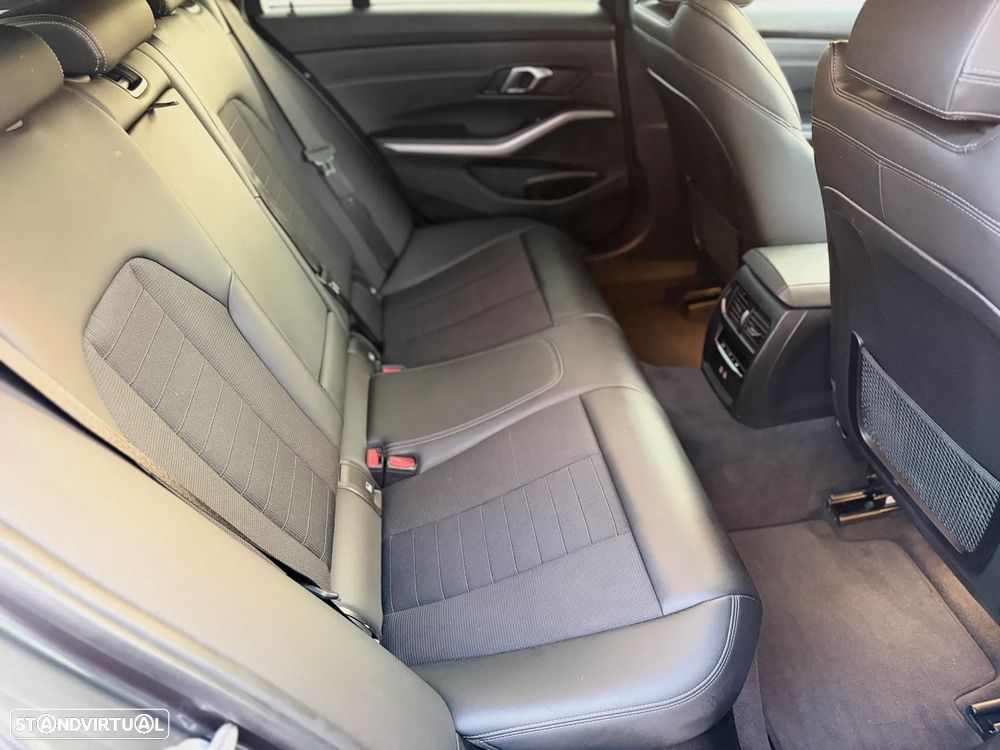 BMW 320 e Line Sport Auto - 11