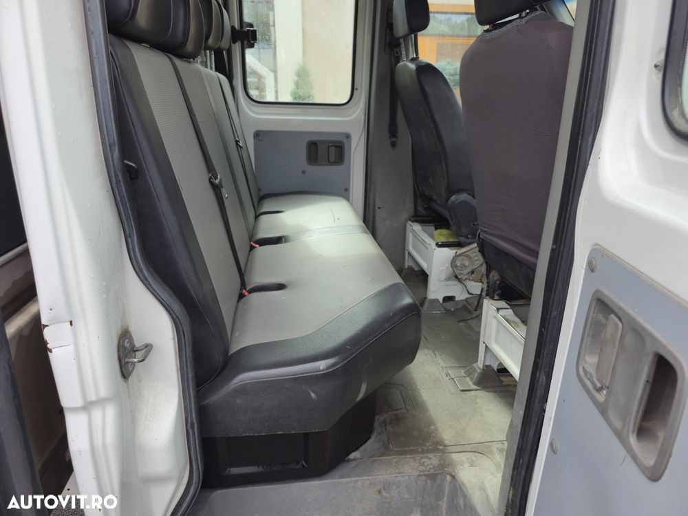 Volkswagen Crafter - 12