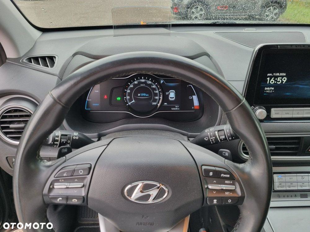 Hyundai Kona - 21