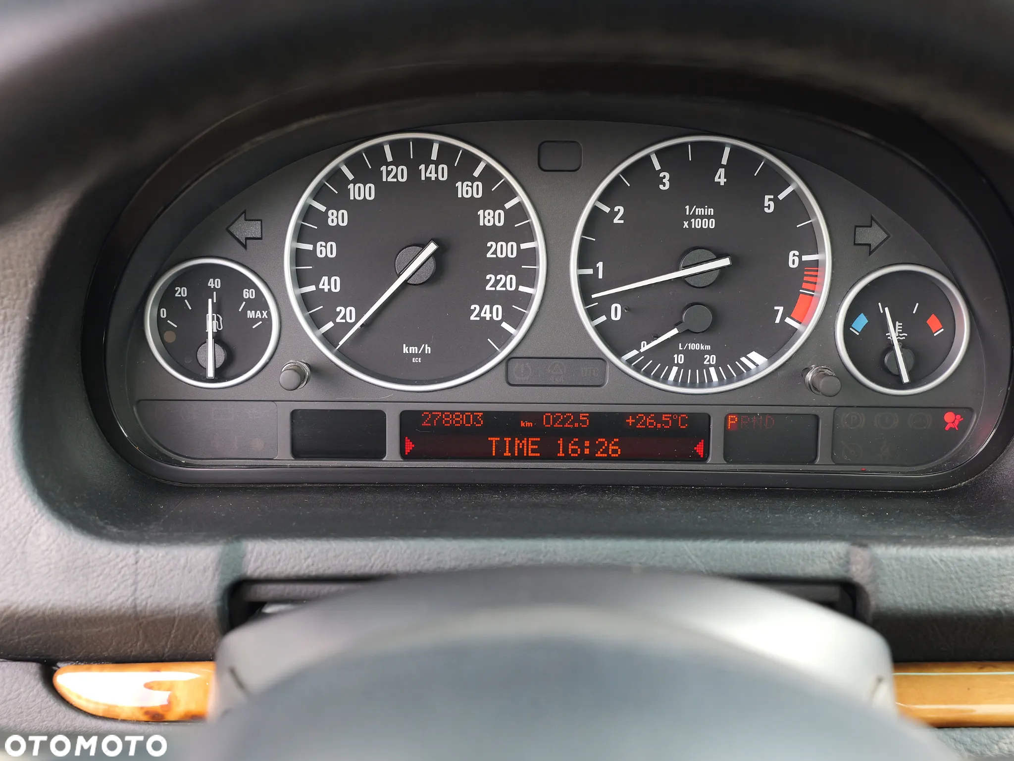 BMW X5 4.4i - 18