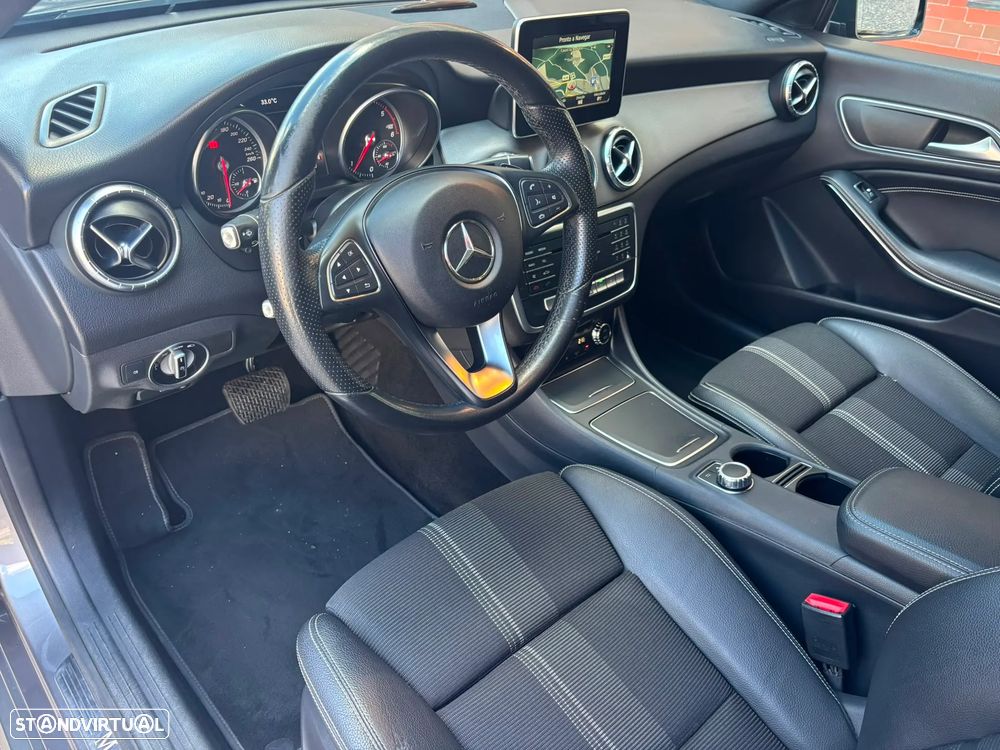 Mercedes-Benz CLA 200 d 4Matic 7G-DCT AMG Line - 23