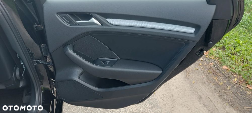 Audi A3 Sportback 1.6 TDI (clean diesel) Attraction - 28