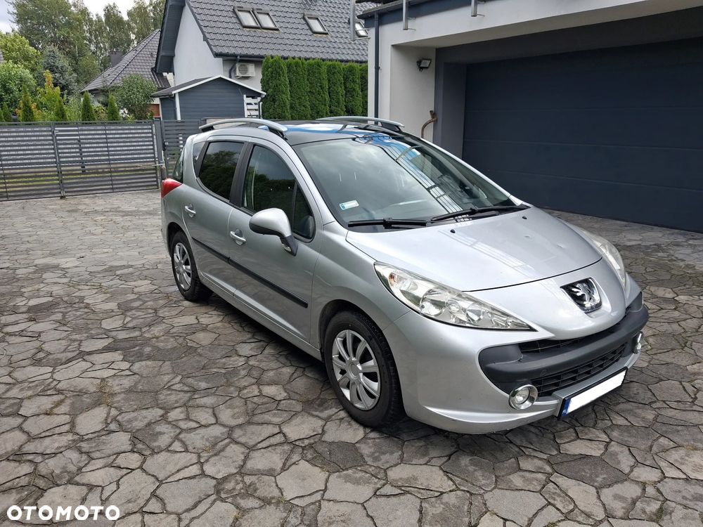 Peugeot 207 - 2