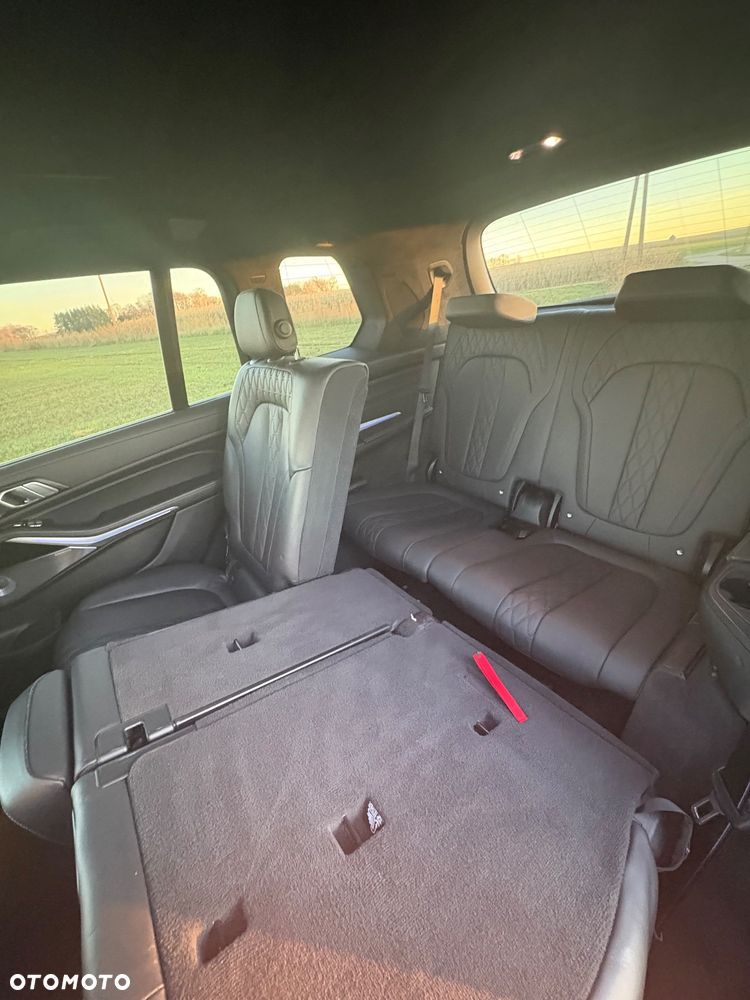 BMW X7 - 8