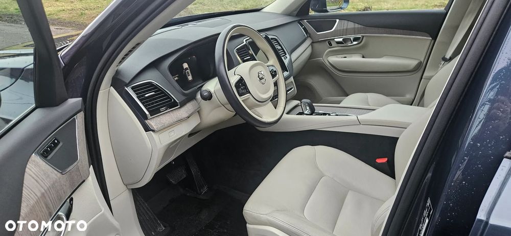 Volvo XC 90 T5 AWD Momentum Pro 7os - 7