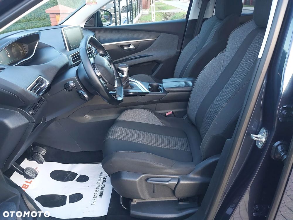 Peugeot 5008 - 12