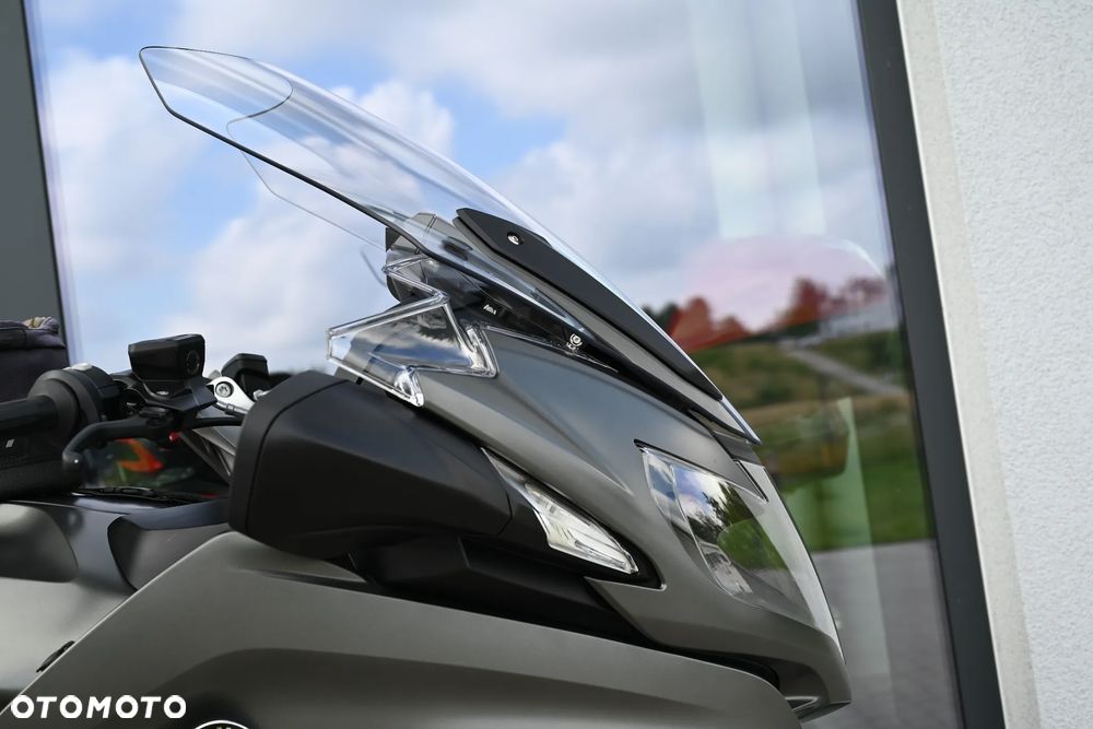 BMW RT - 18