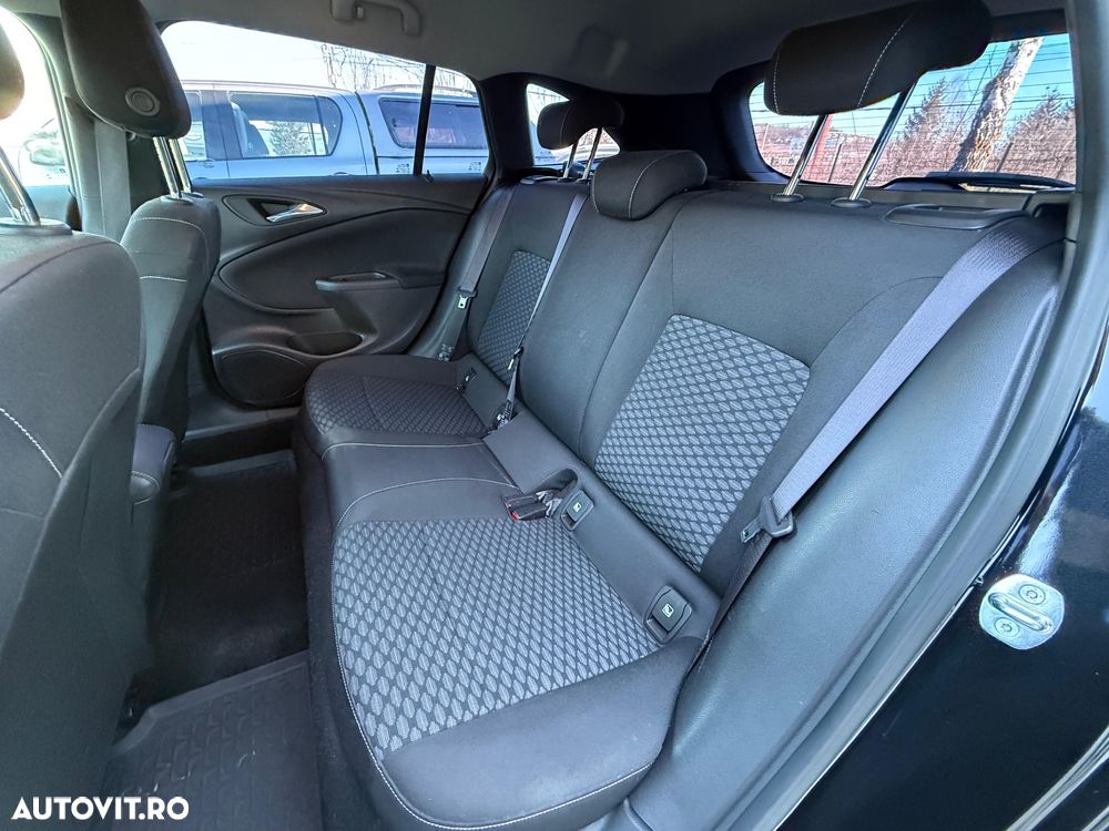 Opel Astra 1.6 CDTI ECOTEC ECOFlex Start/Stop Dynamic - 21