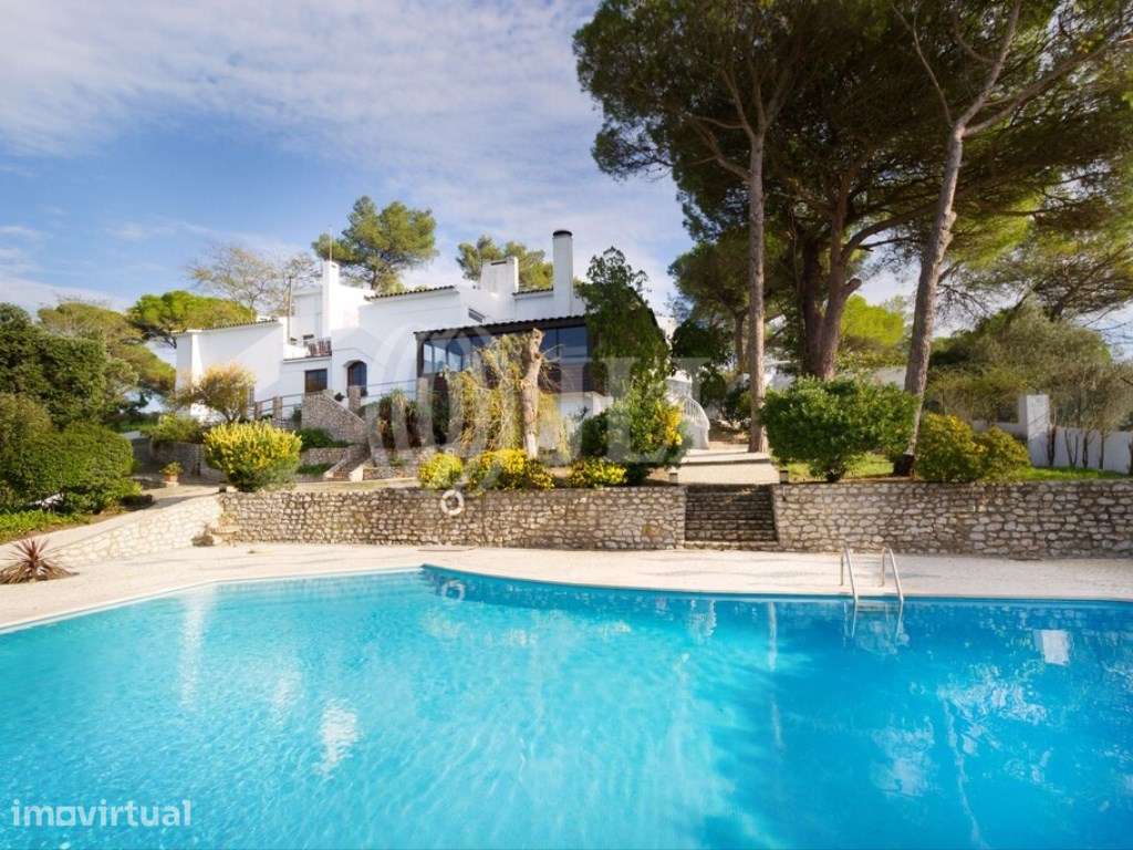 Moradia T7 com piscina e jardim, em Azeitão, Setúbal - Grande imagem: 2/46