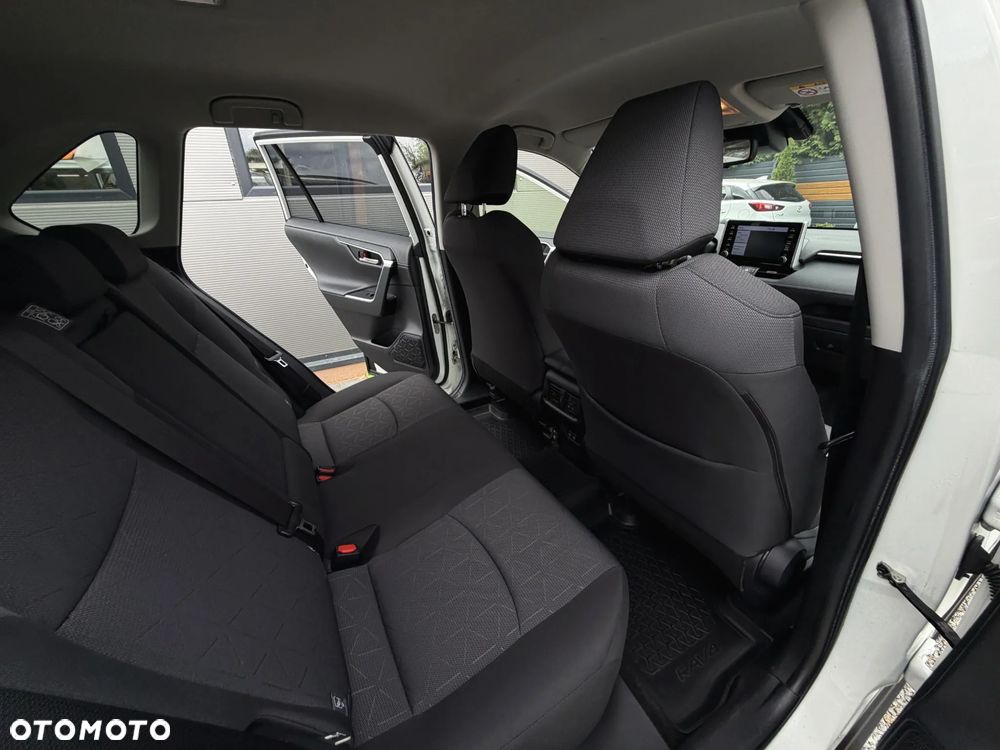 Toyota RAV4 - 17