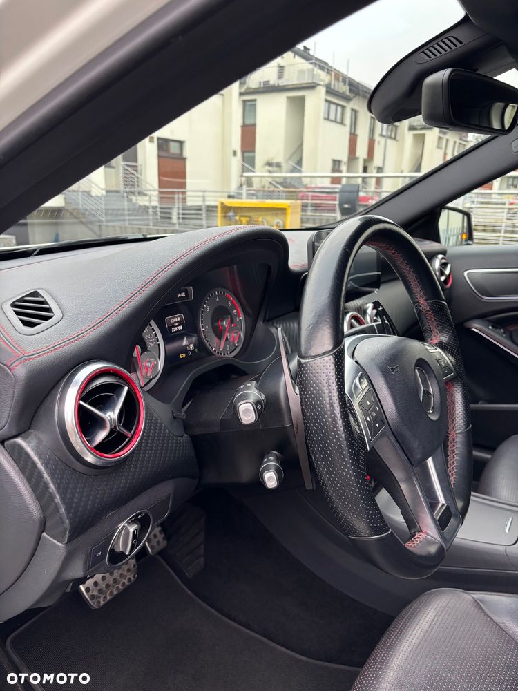 Mercedes-Benz Klasa A 200 CDI (BlueEFFICIENCY) 7G-DCT AMG Sport - 24