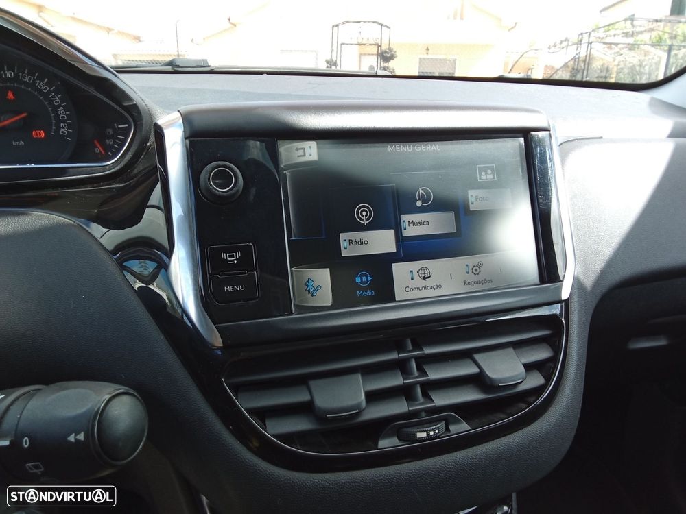 Peugeot 208 1.4 HDi Active - 16