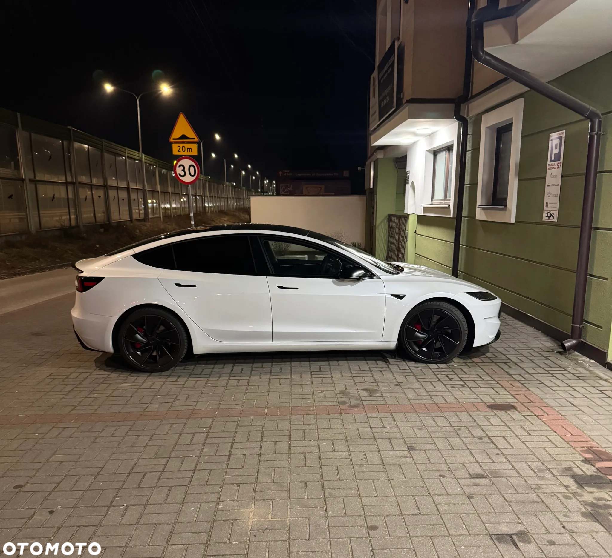 Tesla Model 3 Performance AWD - 2