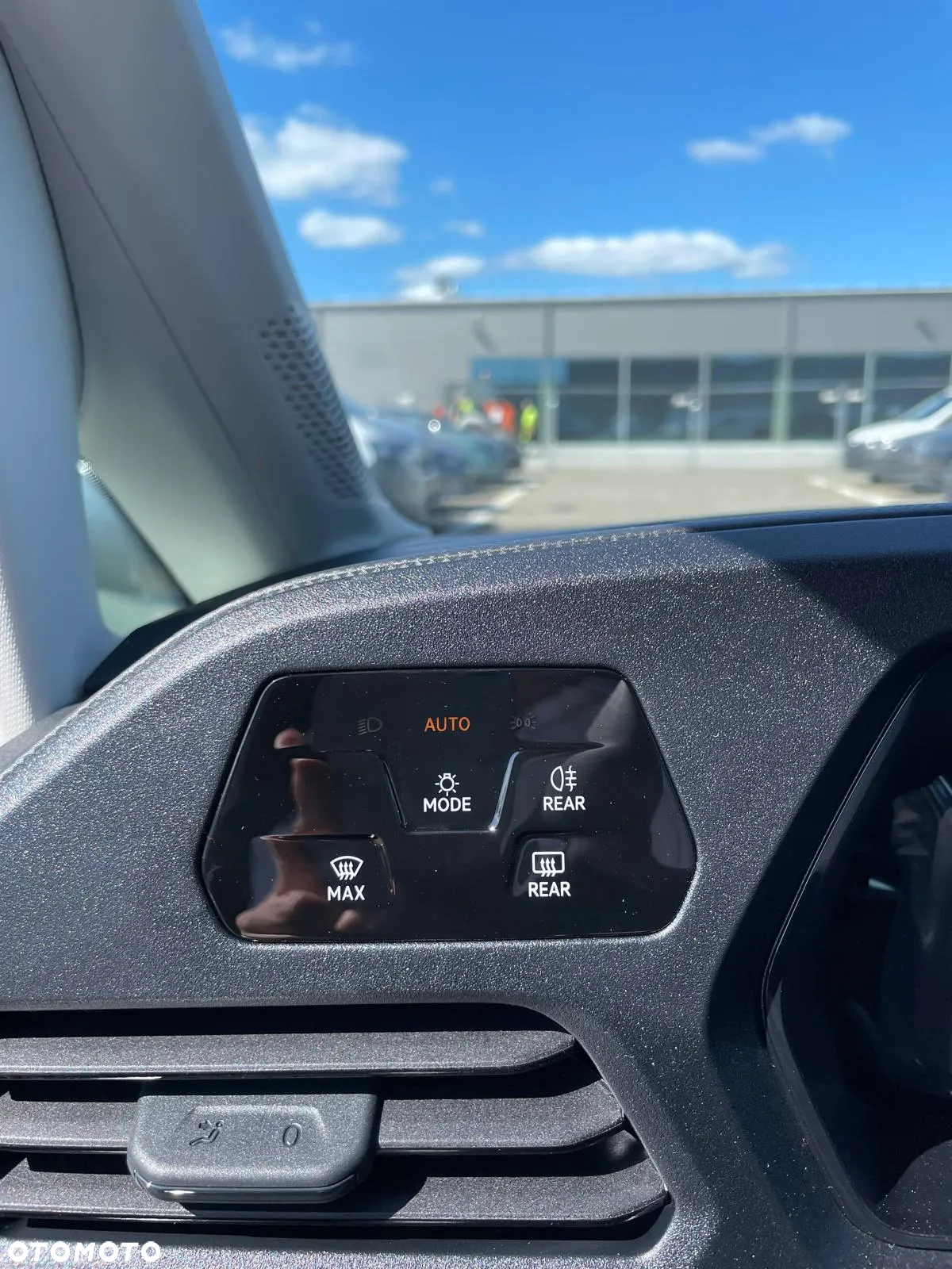 Volkswagen Caddy Cargo - 14