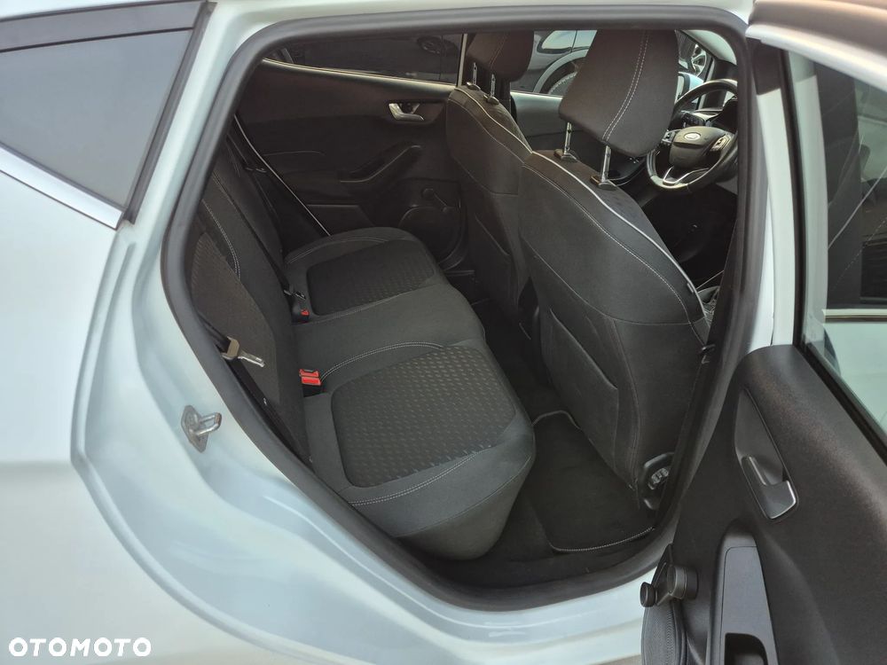 Ford Fiesta 1.0 EcoBoost S&S TITANIUM - 16